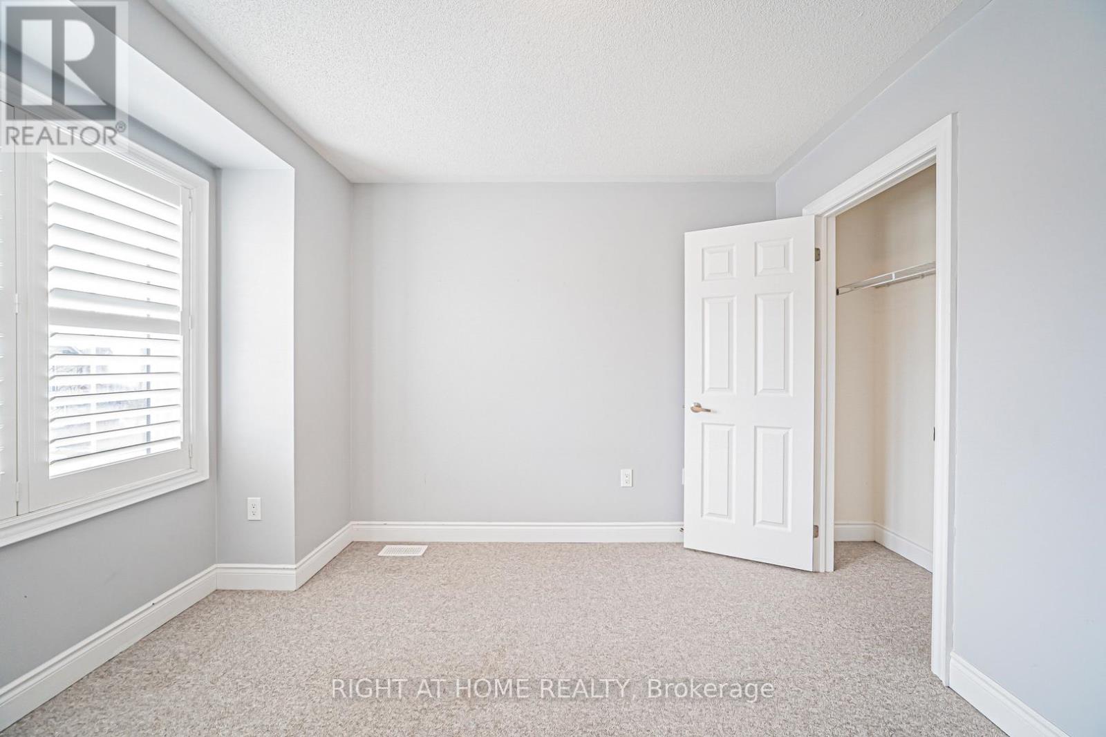 2431 Pine Glen Road, Oakville, Ontario  L6M 0R6 - Photo 48 - W12438028