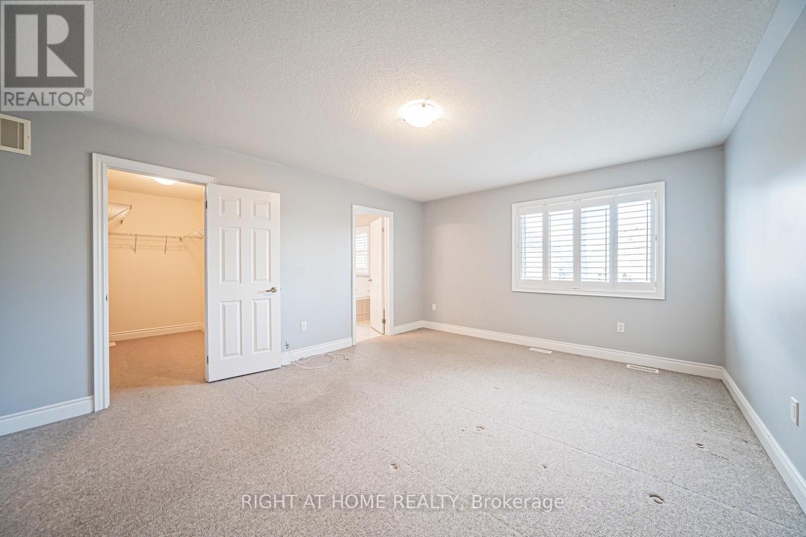 2431 Pine Glen Road, Oakville, Ontario  L6M 0R6 - Photo 18 - W12438028