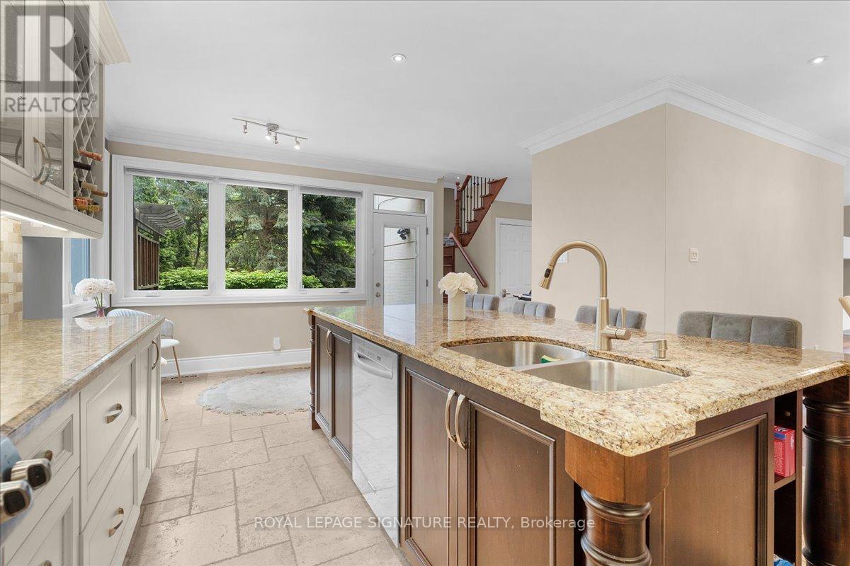 1 Marshfield Court, Toronto, Ontario  M3C 2E2 - Photo 15 - C12580716