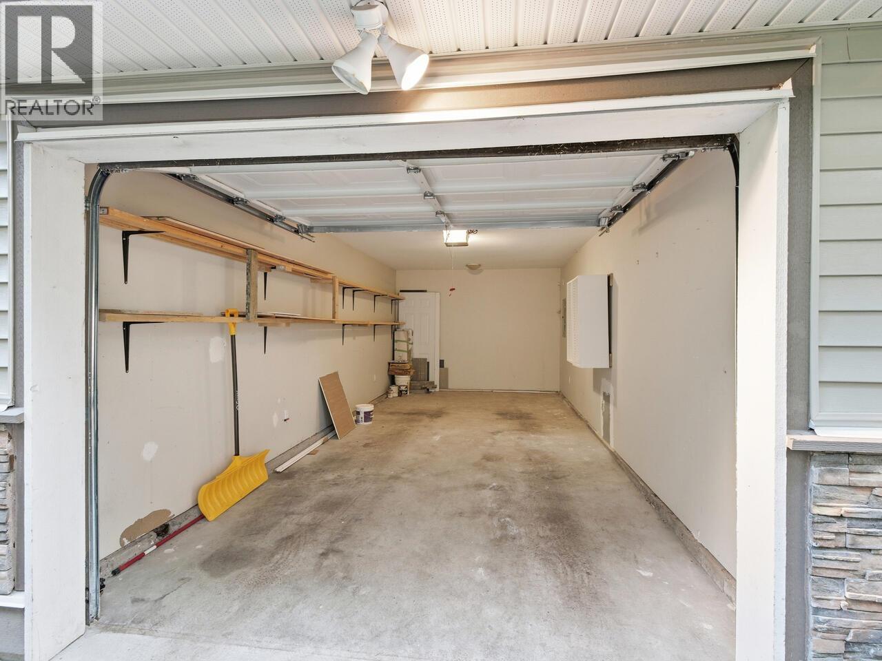 3235 Fox Street, Port Coquitlam, British Columbia  V3C 3K9 - Photo 25 - R3070397