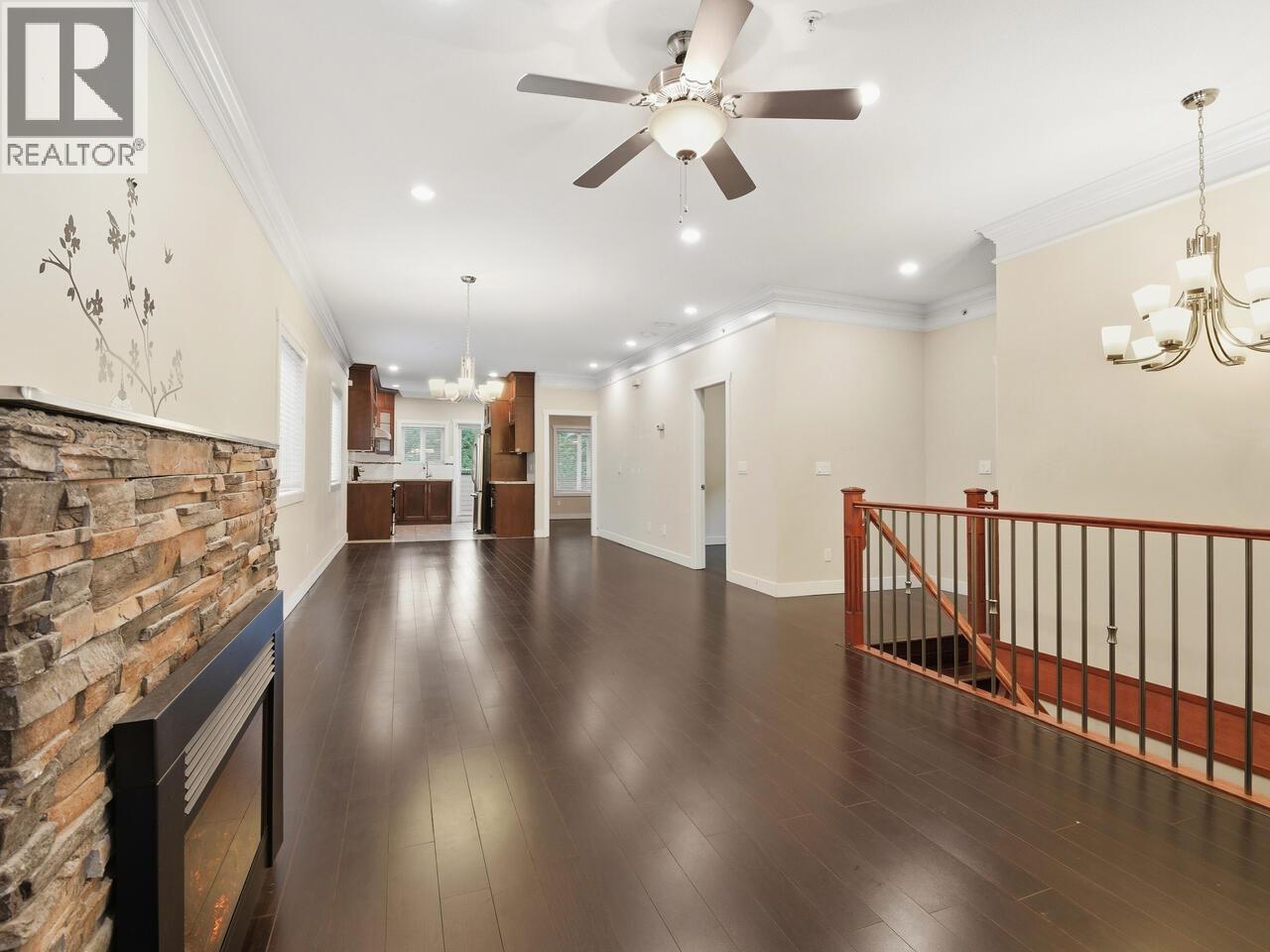 3235 Fox Street, Port Coquitlam, British Columbia  V3C 3K9 - Photo 6 - R3070397