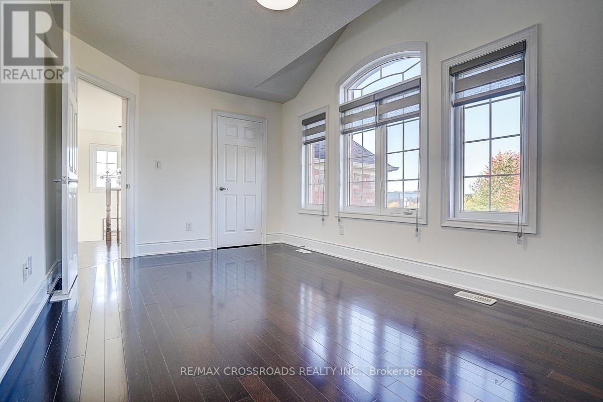 619 Fernbank Road, Newmarket, Ontario  L3X 3E4 - Photo 41 - N12580708