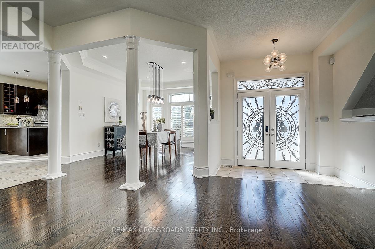 619 Fernbank Road, Newmarket, Ontario  L3X 3E4 - Photo 8 - N12580708