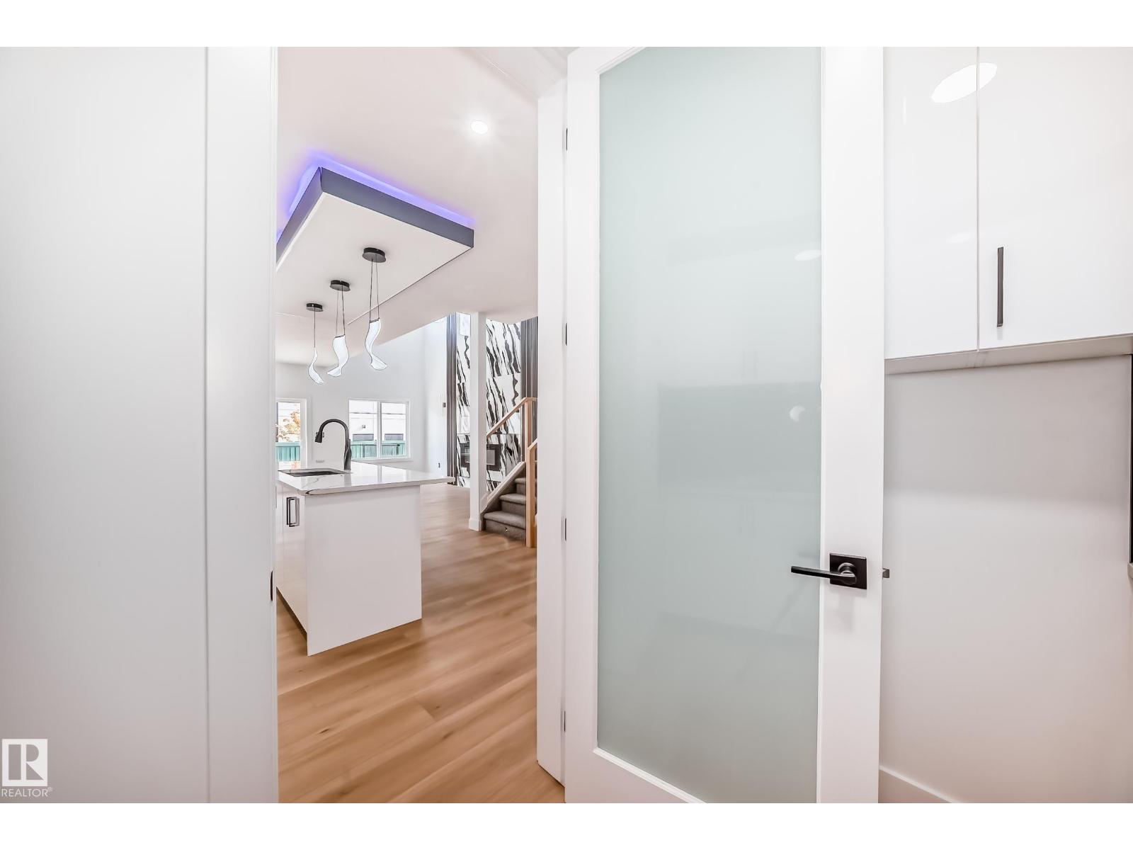 15415 20 St Nw Nw, Edmonton, Alberta  T5Y 4H8 - Photo 13 - E4460188