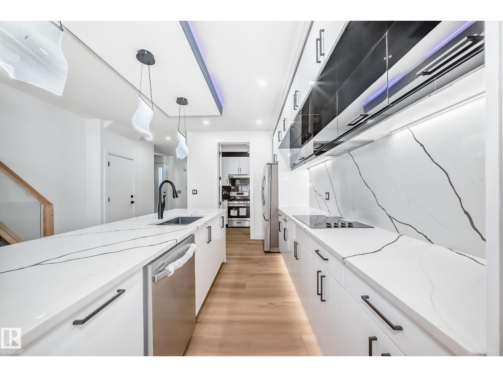 15415 20 St Nw Nw, Edmonton, Alberta  T5Y 4H8 - Photo 15 - E4460188