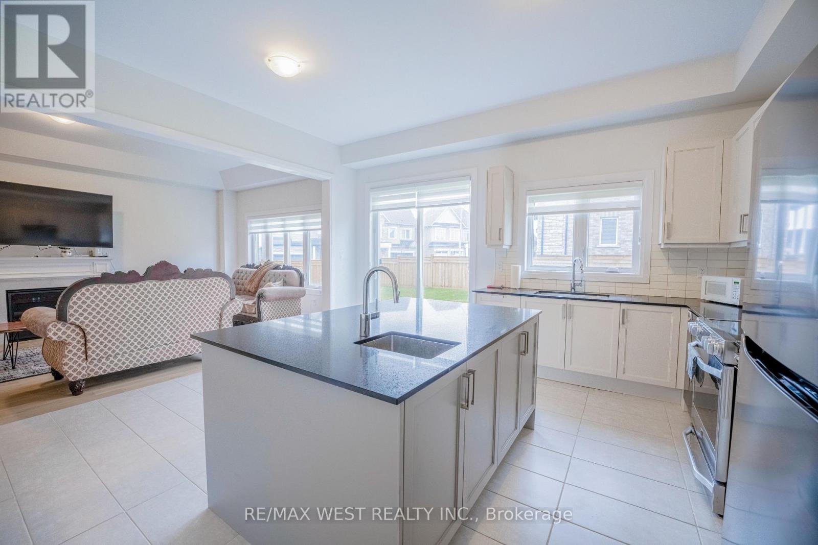 3 Speciosa Street, Richmond Hill, Ontario  L4E 2Y5 - Photo 15 - N12528134