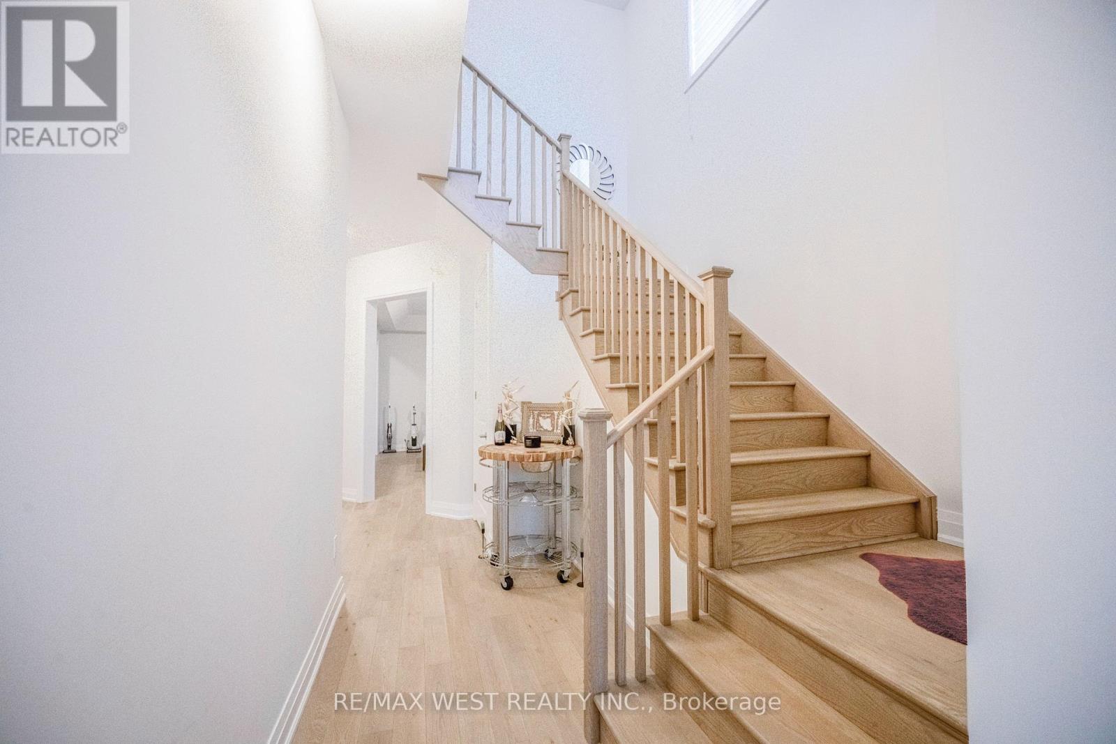 3 Speciosa Street, Richmond Hill, Ontario  L4E 2Y5 - Photo 24 - N12528134