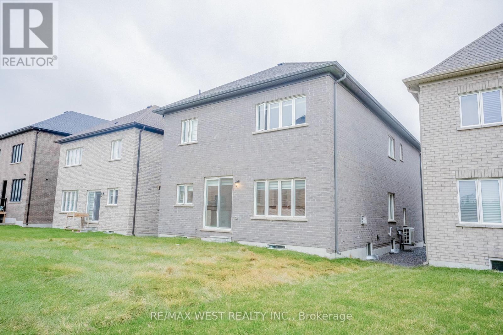 3 Speciosa Street, Richmond Hill, Ontario  L4E 2Y5 - Photo 46 - N12528134