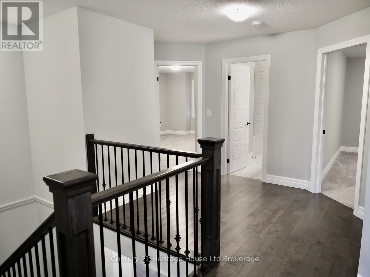 8 Sycamore Drive, Tillsonburg, Ontario  N4G 5S3 - Photo 26 - X12579398