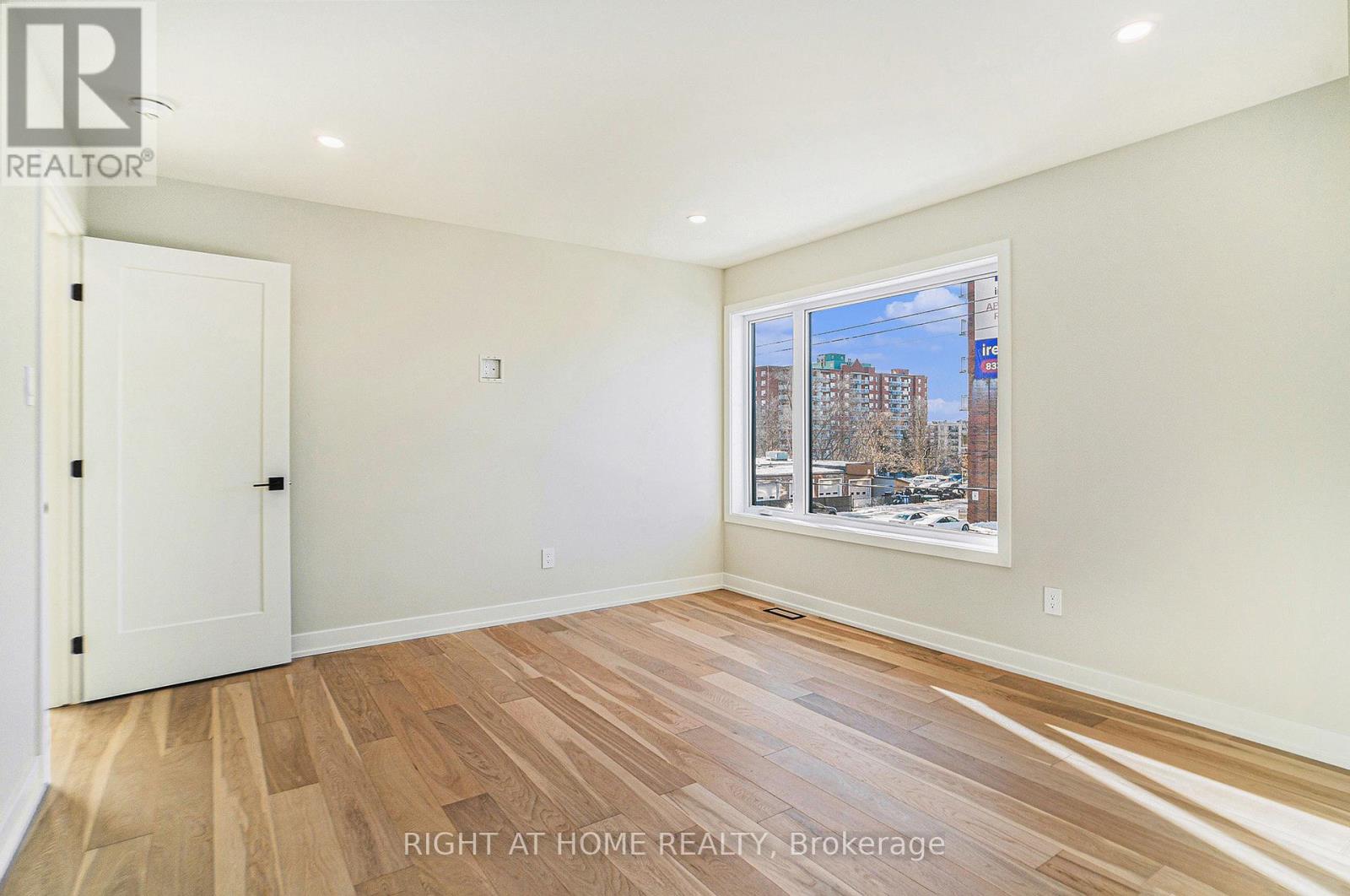 583 Codd's Road N, Ottawa, Ontario  K1K 5C6 - Photo 23 - X12425099