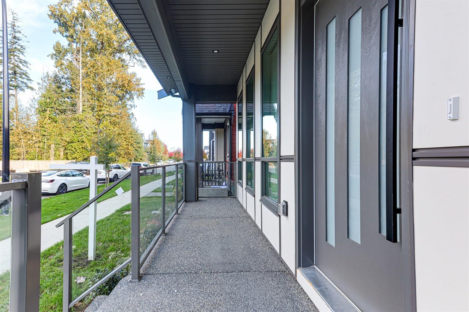 17144 1 Avenue, Surrey, British Columbia  V3Z 9R2 - Photo 3 - R3070534