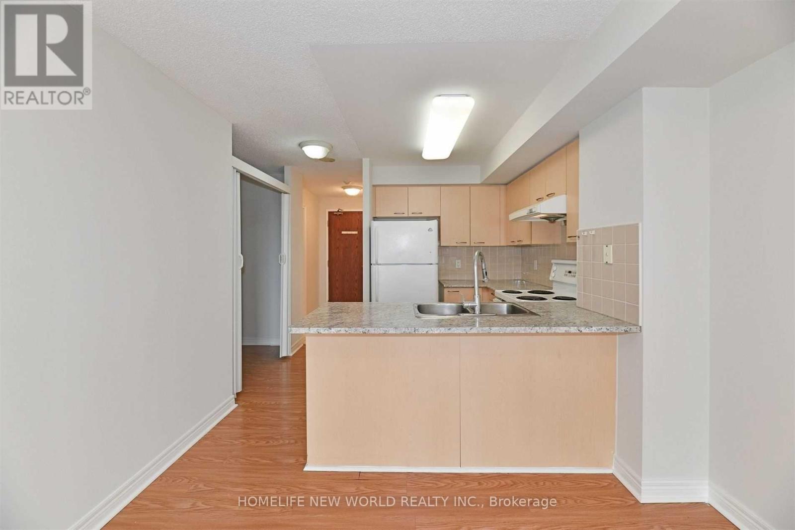 805 - 25 Times Avenue, Markham, Ontario  L3T 7X5 - Photo 3 - N12580724