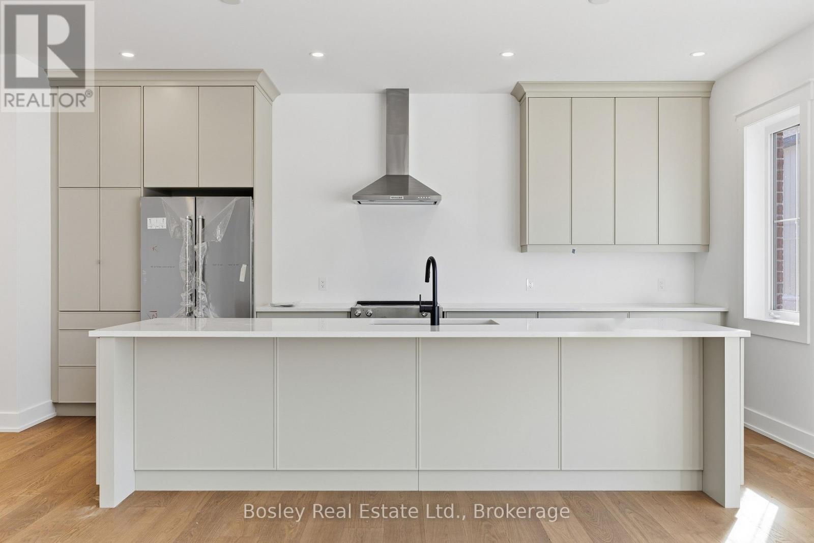 Lot 8 L - 400 Maple Street, Collingwood, Ontario  L9Y 2R7 - Photo 18 - S12337131