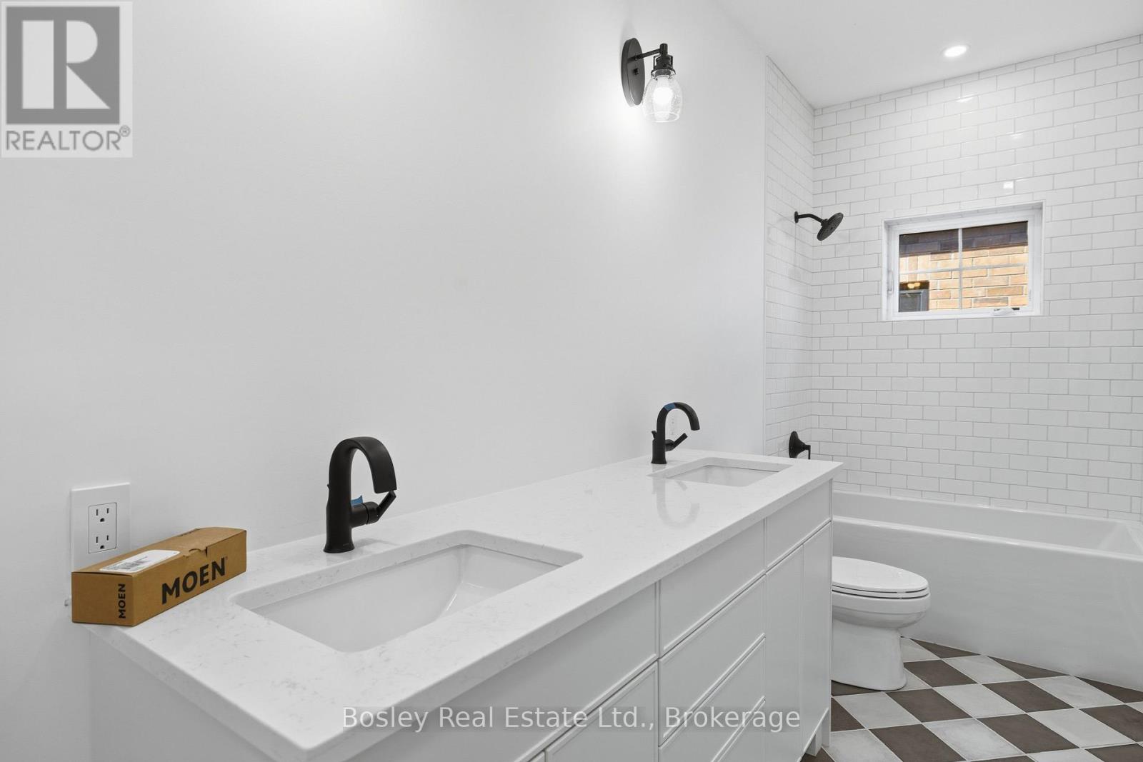 Lot 8 L - 400 Maple Street, Collingwood, Ontario  L9Y 2R7 - Photo 28 - S12337131