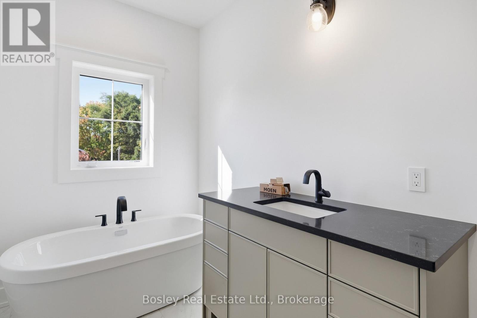 Lot 8 L - 400 Maple Street, Collingwood, Ontario  L9Y 2R7 - Photo 38 - S12337131