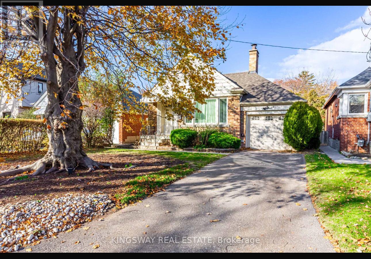26 REID MANOR, Toronto, Ontario