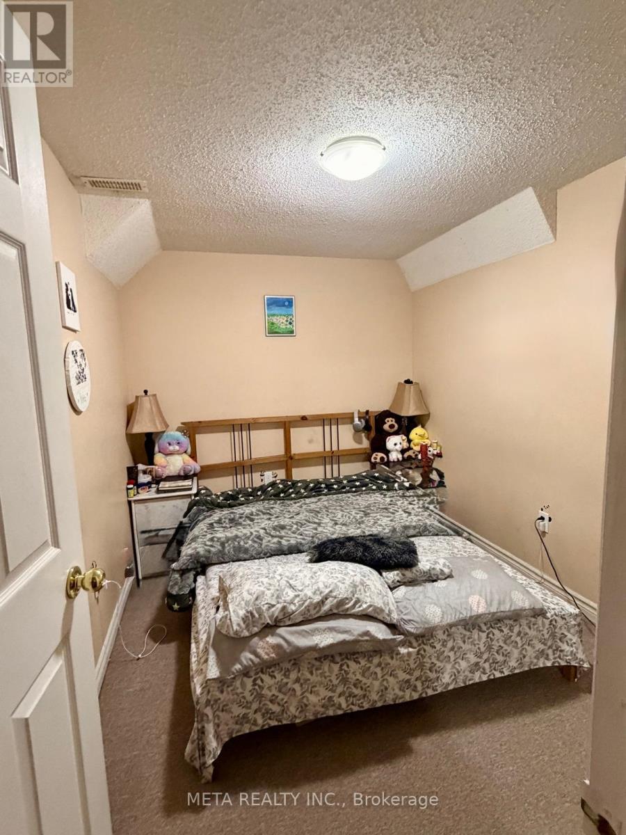 4757 Bluefeather, Bsmt. Lane, Mississauga, Ontario L5R 0C8 - Photo 6 - W12580732