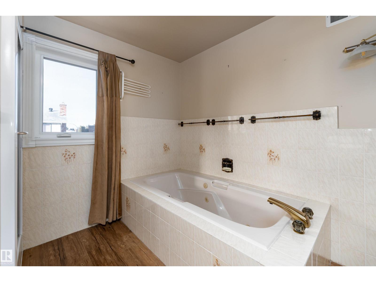 16108 109 St Nw, Edmonton, Alberta  T5E 3V8 - Photo 36 - E4466826