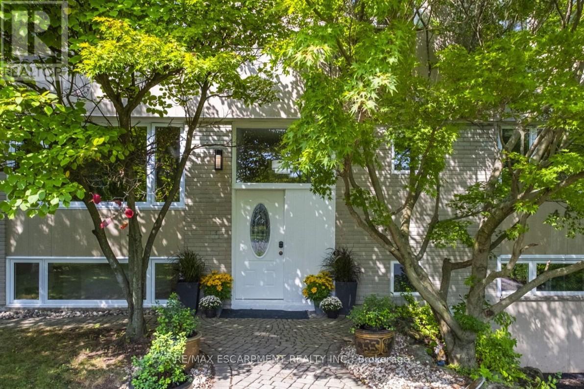 463 Grand Boulevard, Oakville, Ontario  L6H 1P2 - Photo 4 - W12481920