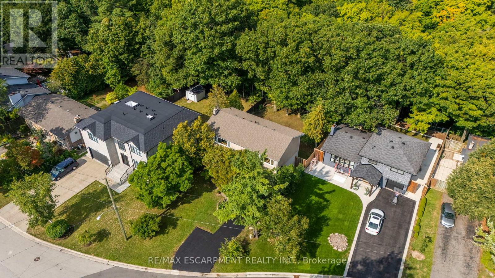 463 Grand Boulevard, Oakville, Ontario  L6H 1P2 - Photo 41 - W12481920