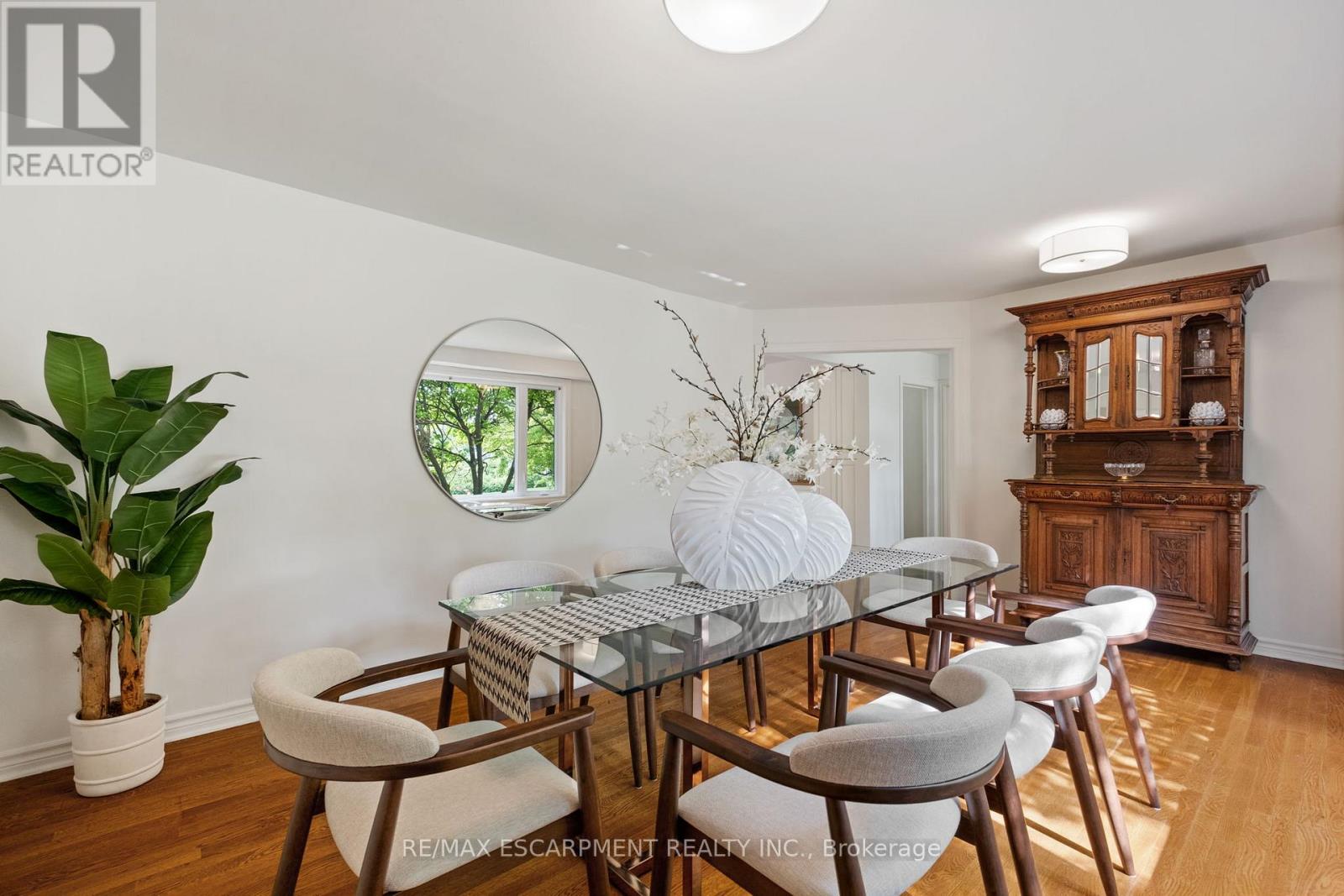 463 Grand Boulevard, Oakville, Ontario  L6H 1P2 - Photo 7 - W12481920