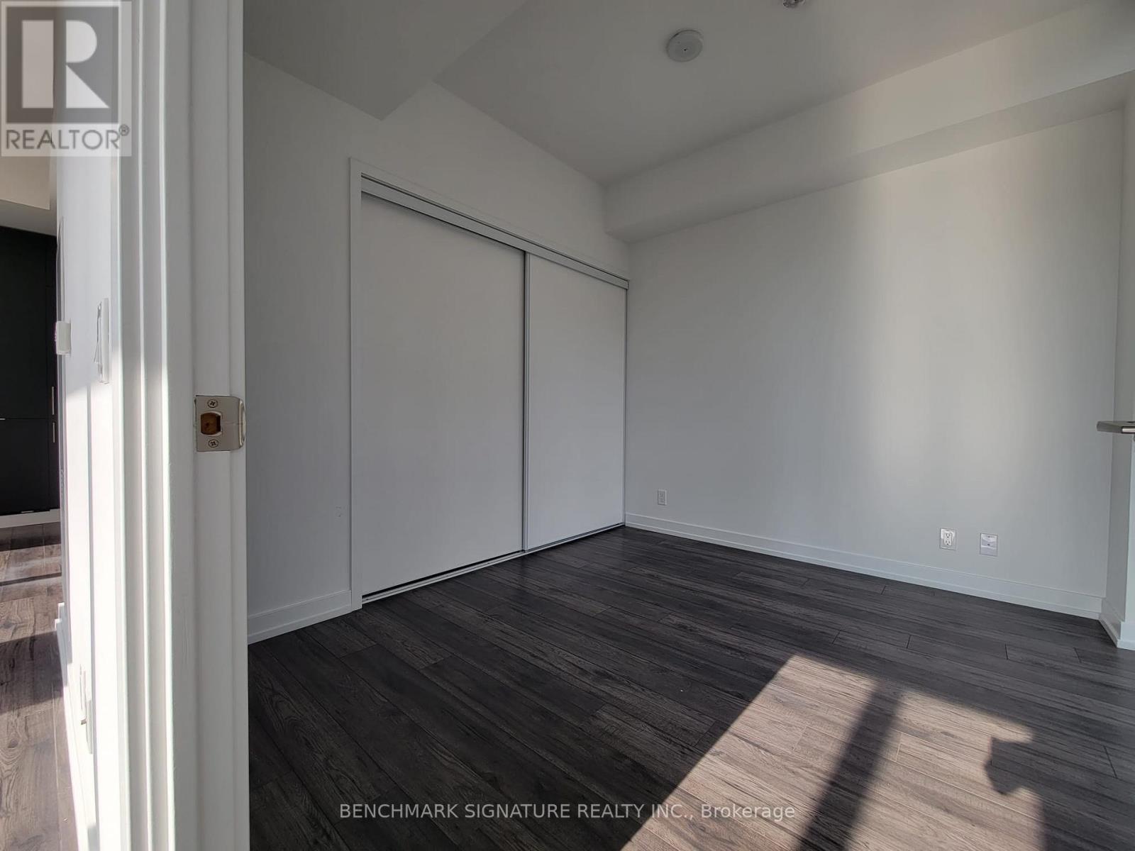 918 - 33 Helendale Avenue, Toronto, Ontario  M4R 1C5 - Photo 4 - C12580736