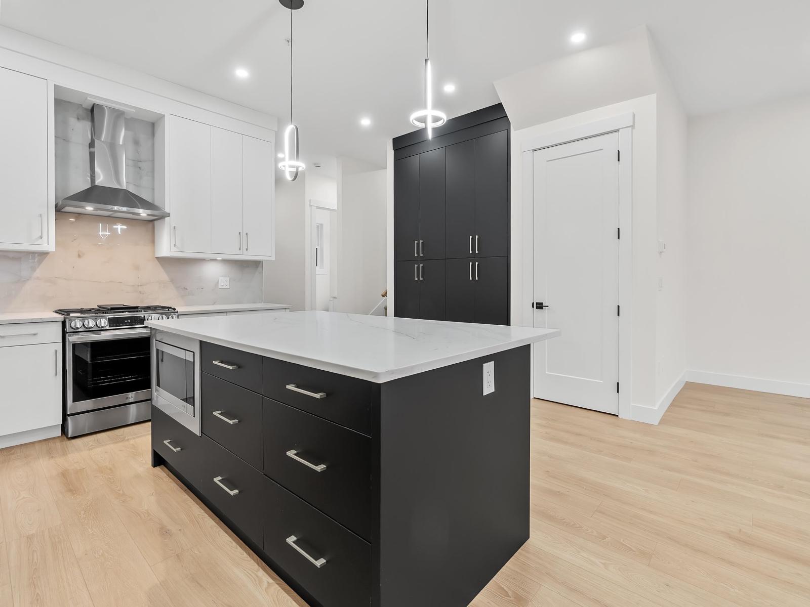 20522 76 Avenue, Langley, British Columbia  V2Y 3S8 - Photo 7 - R3070160