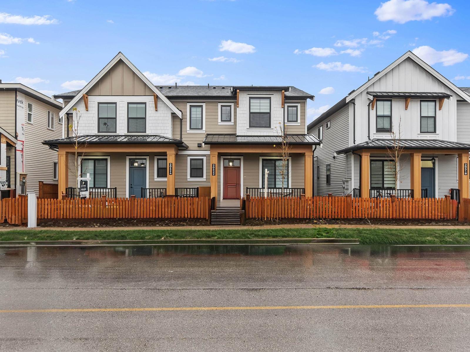 20522 76 Avenue, Langley, British Columbia  V2Y 3S8 - Photo 2 - R3070160