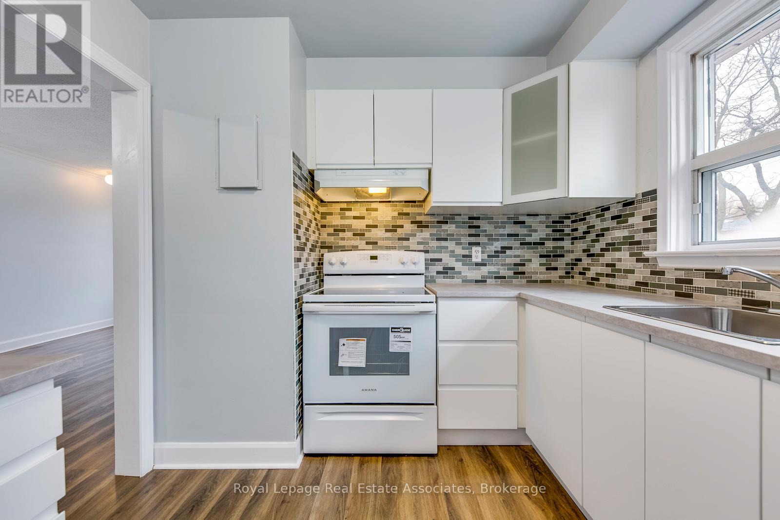 3 - 210 Habitant Drive, Toronto, Ontario  M9M 2P5 - Photo 12 - W12578624