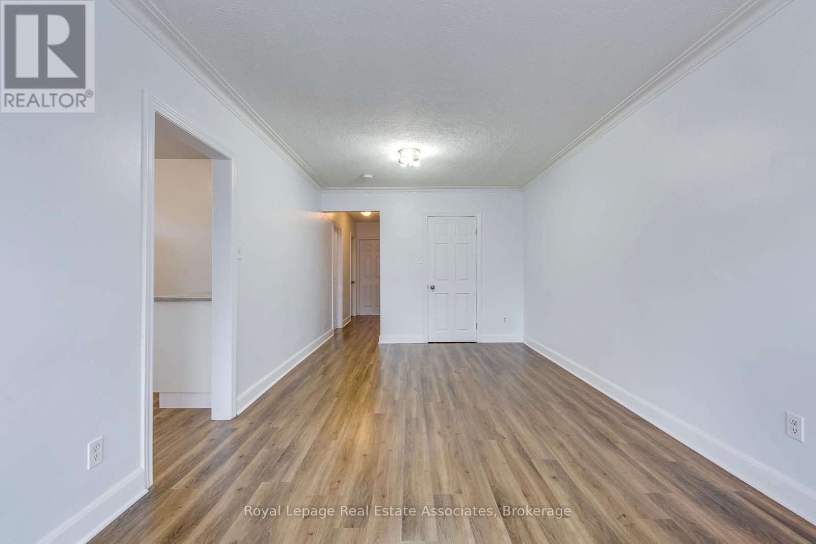 3 - 210 Habitant Drive, Toronto, Ontario  M9M 2P5 - Photo 8 - W12578624