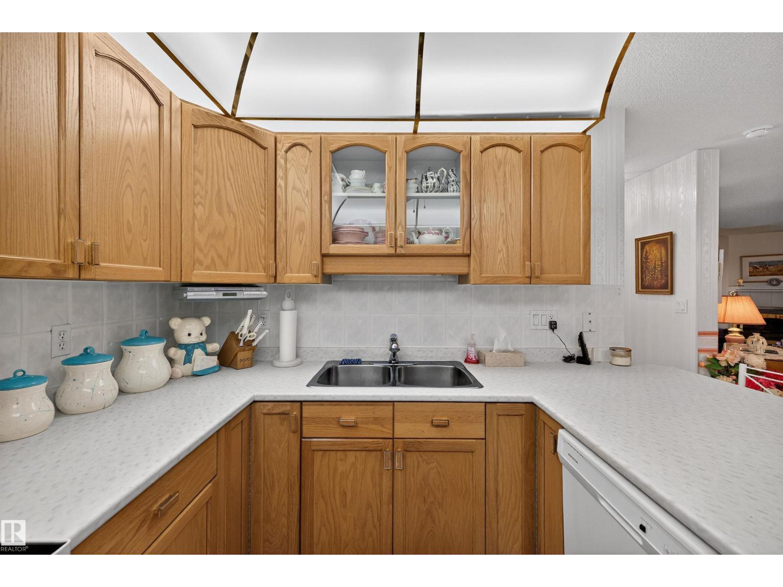 #103 10935 21 Av Nw, Edmonton, Alberta T6J 6R3 - Photo 7 - E4466827