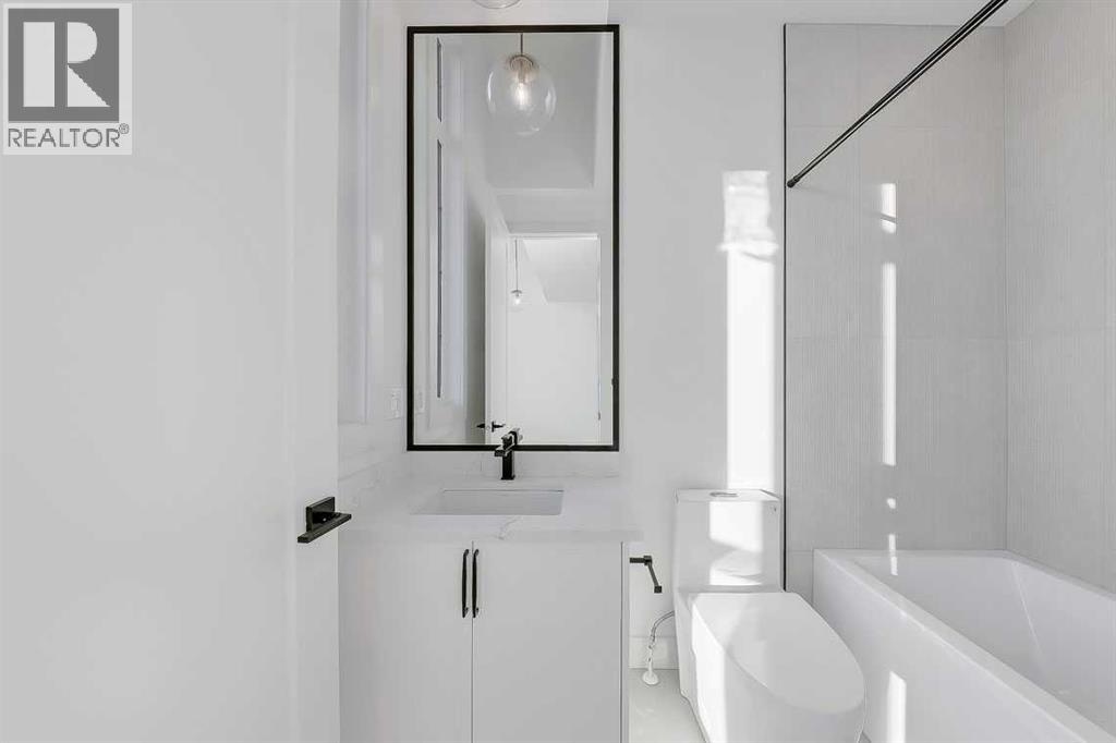 220 11 Street Ne, Calgary, Alberta  T2E 4N4 - Photo 30 - A2269220