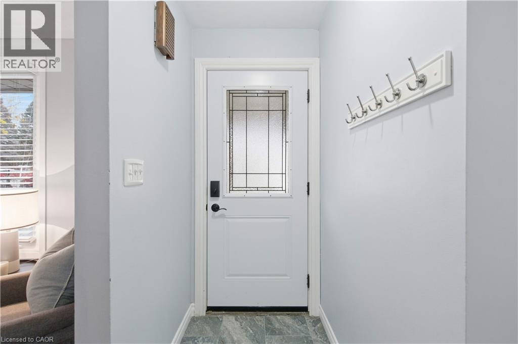 30 Kelly Street, Waterdown, Ontario  L0R 2H0 - Photo 3 - 40790838