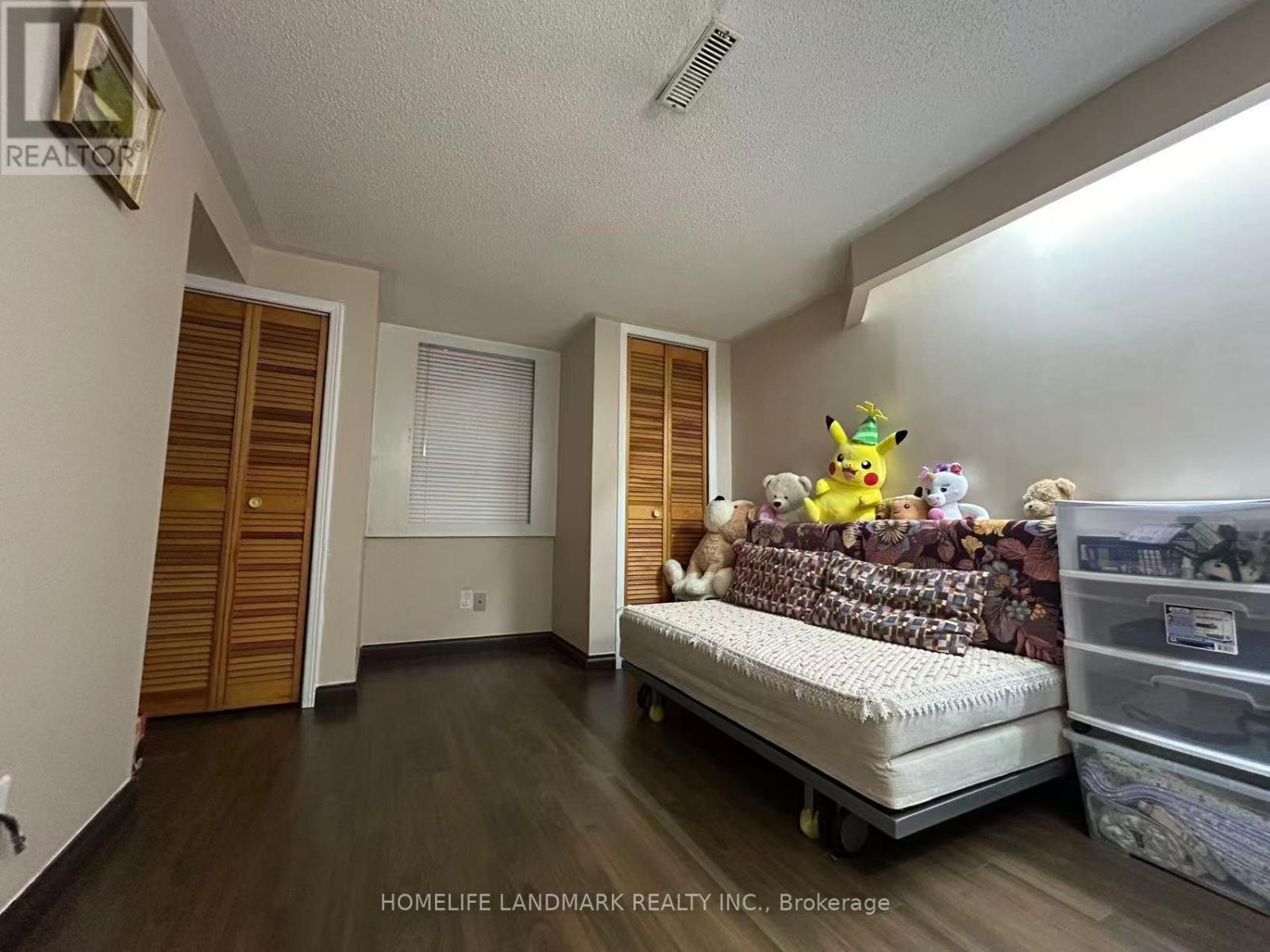 336 Hollyberry Trail, Toronto, Ontario  M2H 2P6 - Photo 14 - C12580746