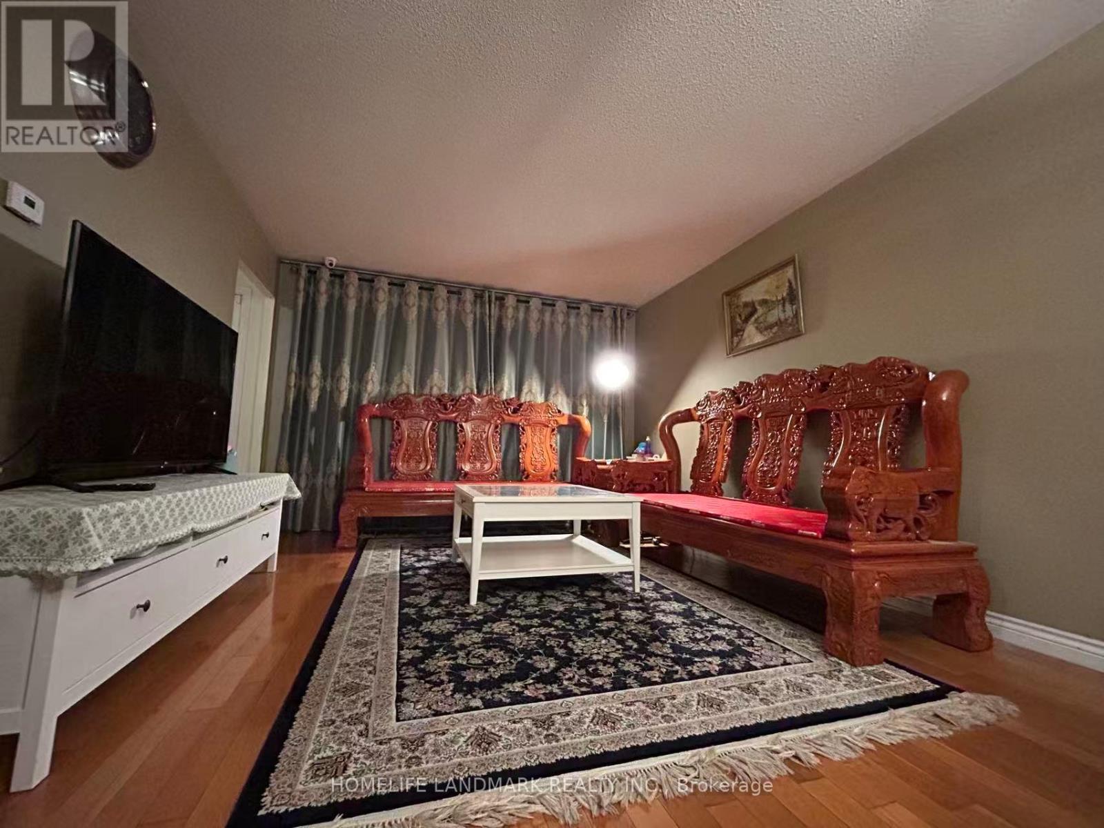 336 Hollyberry Trail, Toronto, Ontario  M2H 2P6 - Photo 2 - C12580746