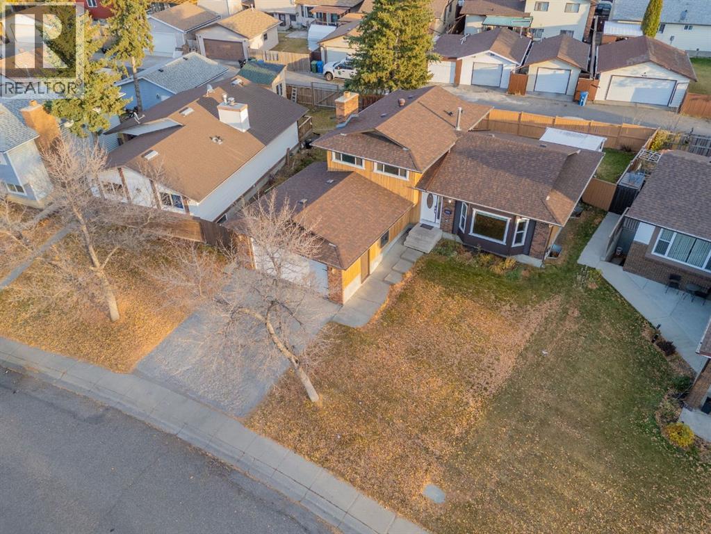80 Templewood Road Ne, Calgary, Alberta  T1Y 4G9 - Photo 3 - A2267332