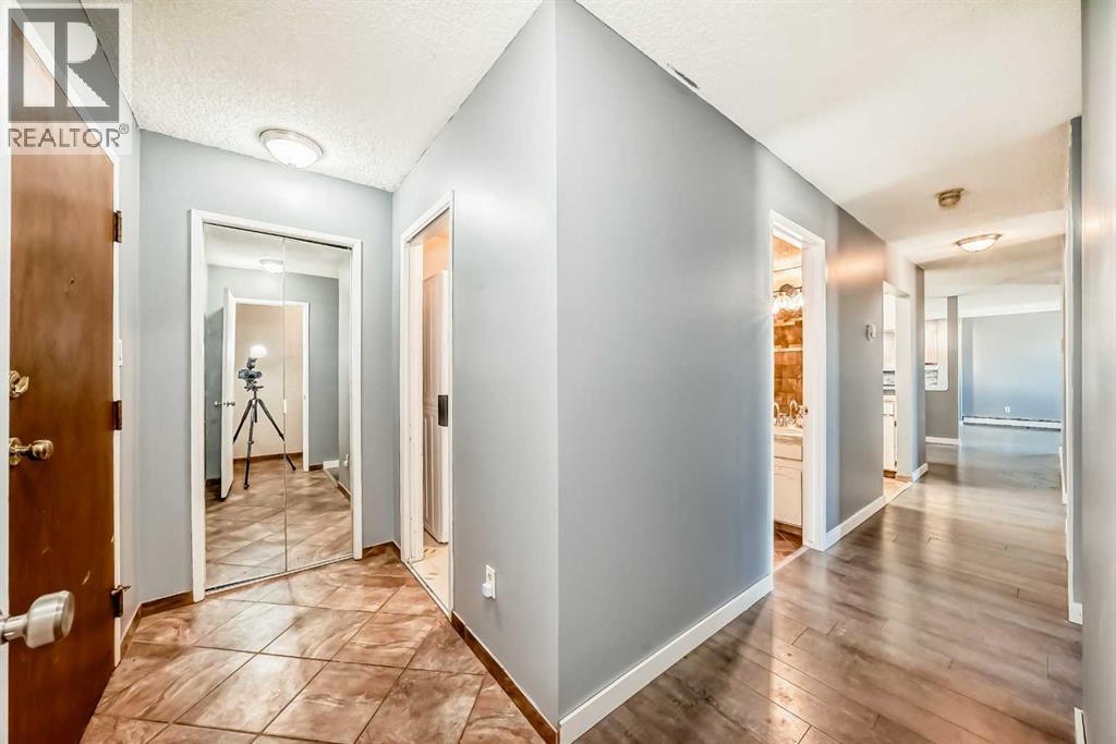 324, 860 Midridge Drive Se, Calgary, Alberta  T2X 1K1 - Photo 2 - A2272869