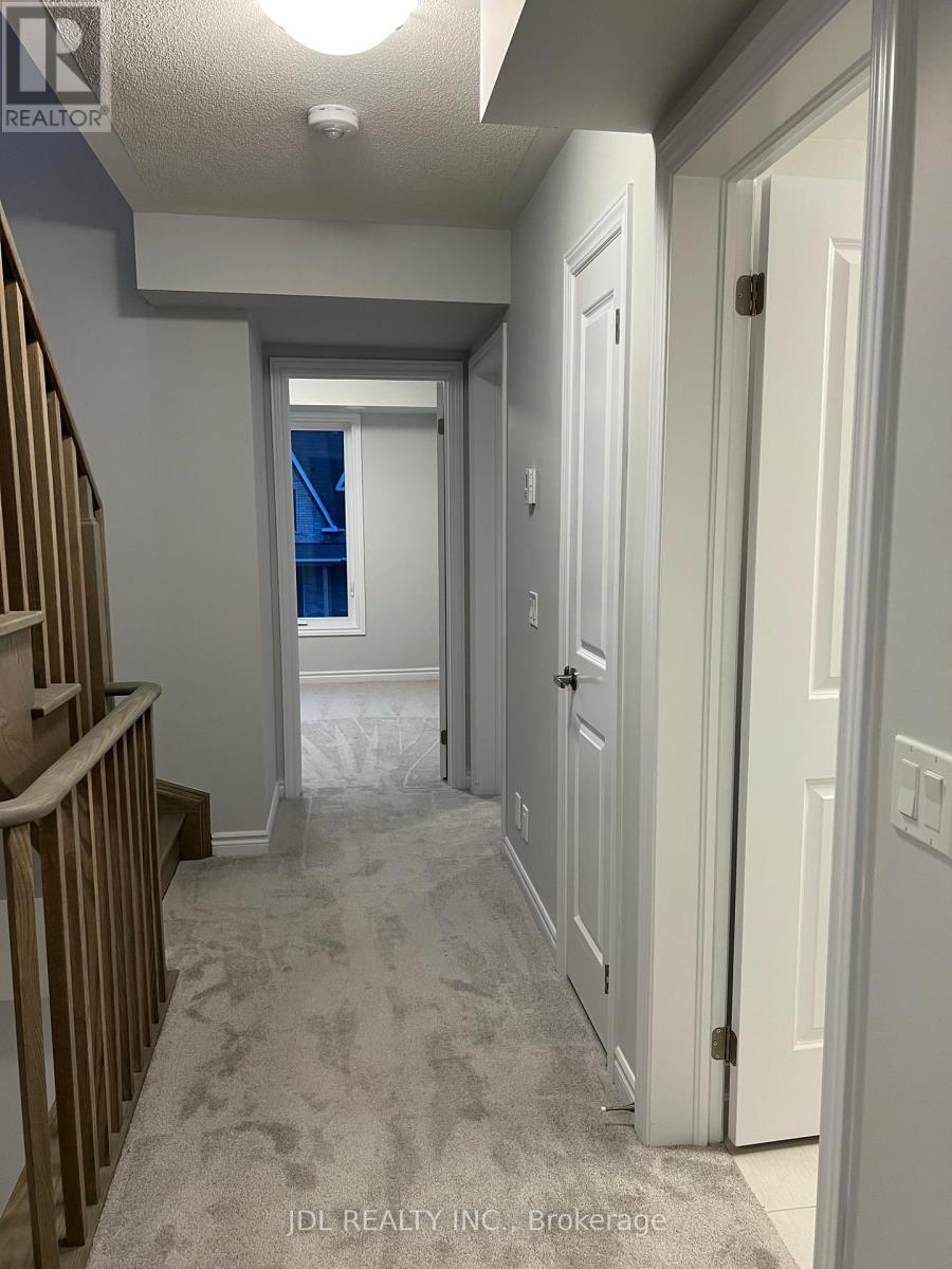 28 Gilbert Wright Avenue, Markham, Ontario  L6C 3J4 - Photo 14 - N12580738