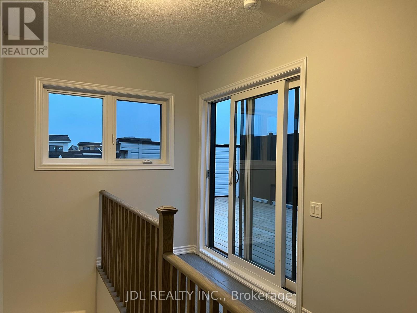 28 Gilbert Wright Avenue, Markham, Ontario  L6C 3J4 - Photo 19 - N12580738