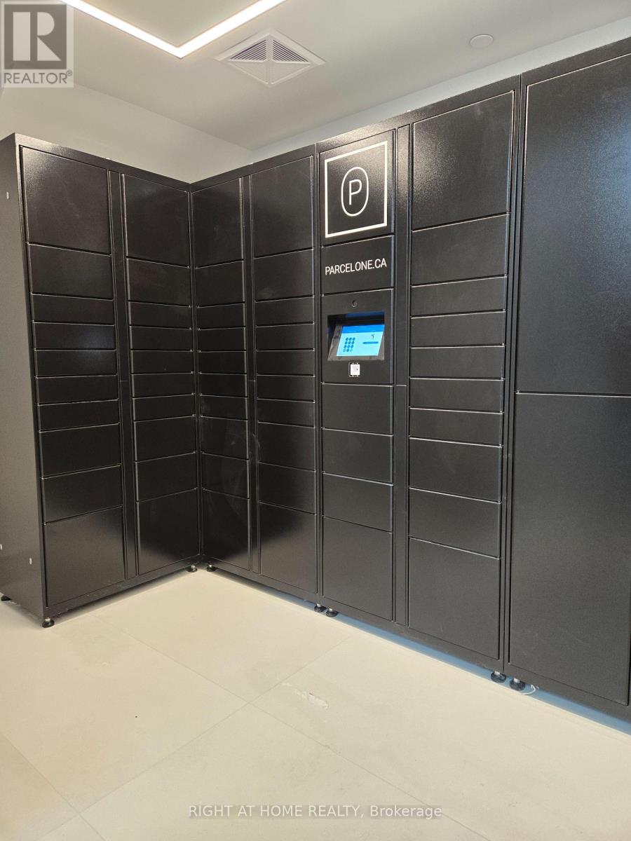 906 - 2088 James Street, Burlington, Ontario  L7R 0H2 - Photo 14 - W12580744