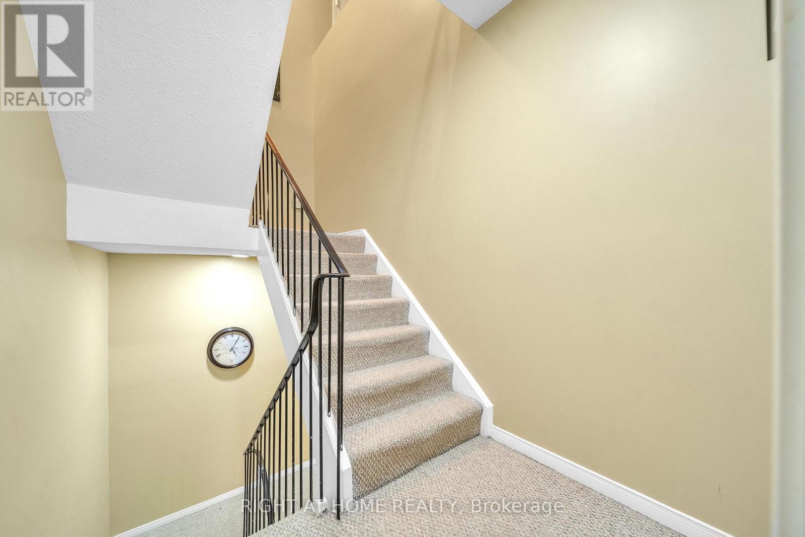 132 - 1058 Falgarwood Drive, Oakville, Ontario  L6H 2P3 - Photo 11 - W12580752
