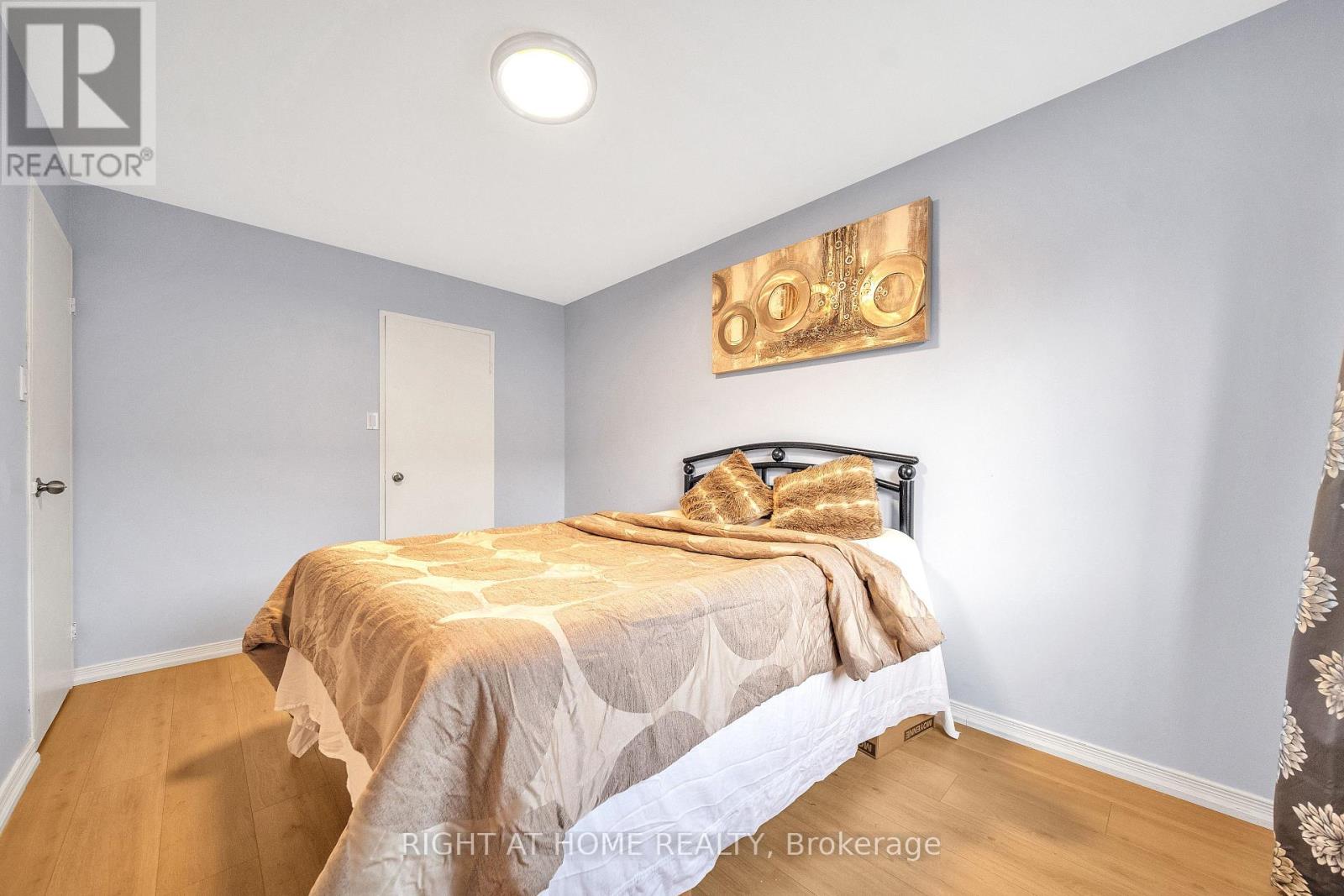 132 - 1058 Falgarwood Drive, Oakville, Ontario  L6H 2P3 - Photo 25 - W12580752