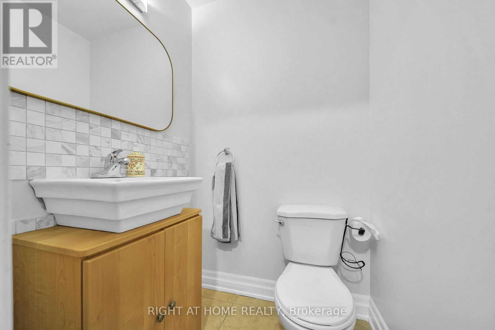 132 - 1058 Falgarwood Drive, Oakville, Ontario  L6H 2P3 - Photo 29 - W12580752