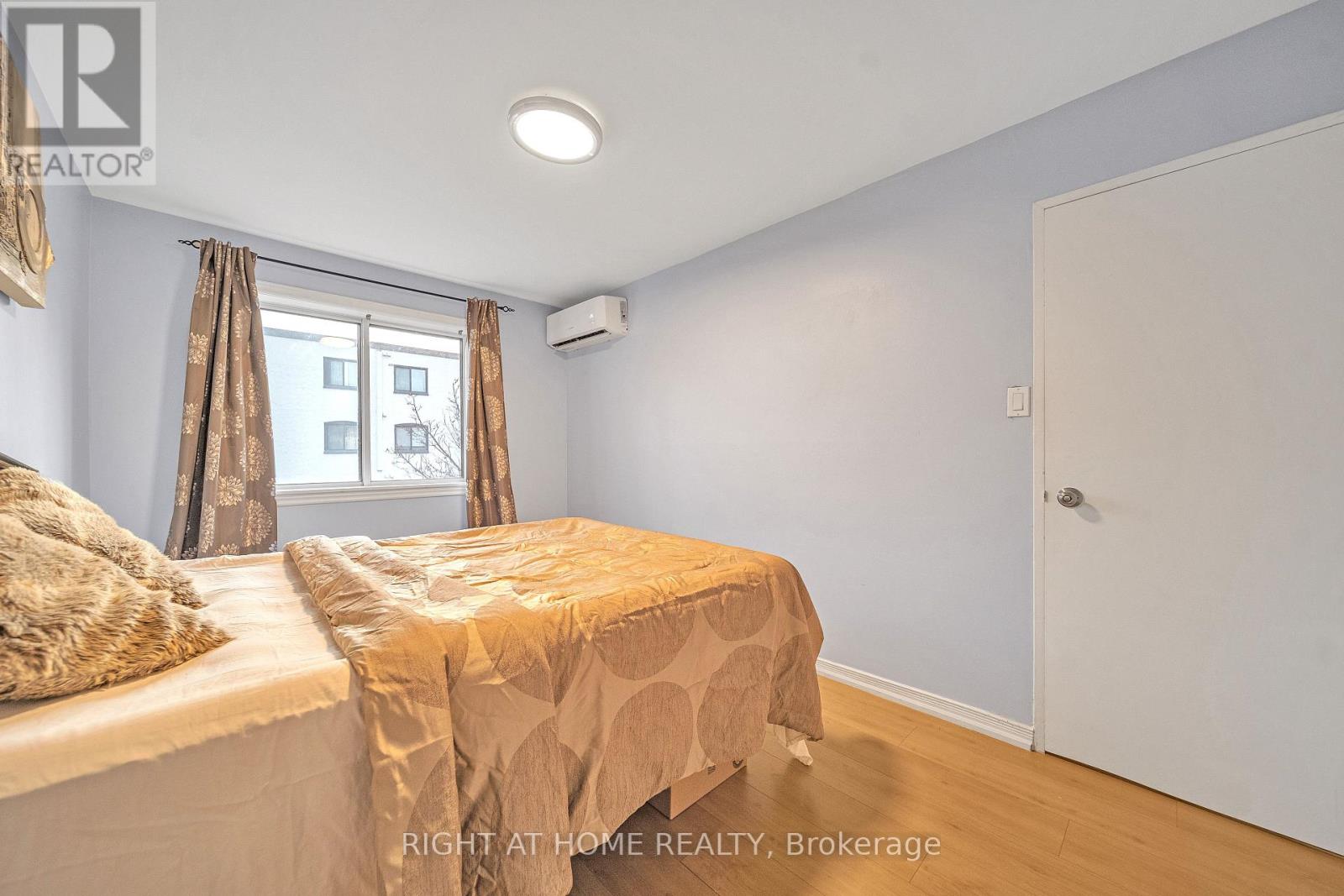 132 - 1058 Falgarwood Drive, Oakville, Ontario  L6H 2P3 - Photo 33 - W12580752