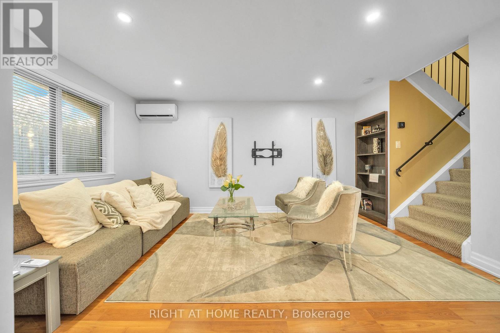 132 - 1058 Falgarwood Drive, Oakville, Ontario  L6H 2P3 - Photo 35 - W12580752