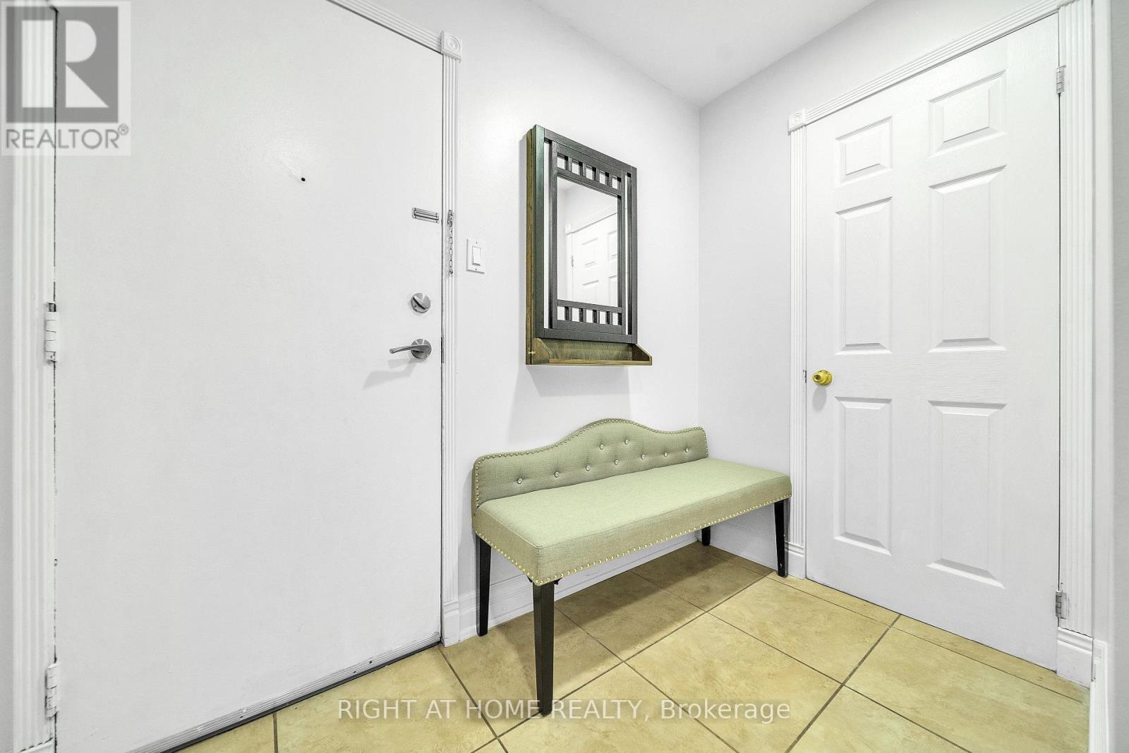 132 - 1058 Falgarwood Drive, Oakville, Ontario  L6H 2P3 - Photo 38 - W12580752