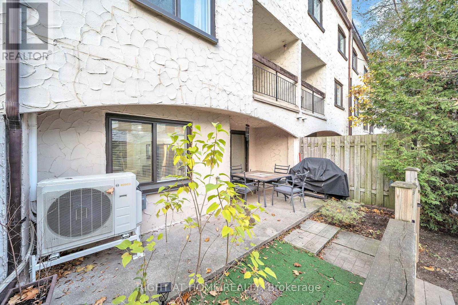 132 - 1058 Falgarwood Drive, Oakville, Ontario  L6H 2P3 - Photo 39 - W12580752