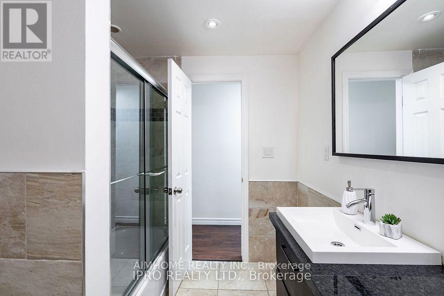 685 Vine Street, St. Catharines, Ontario L2M 3V9 - Photo 14 - X12580750