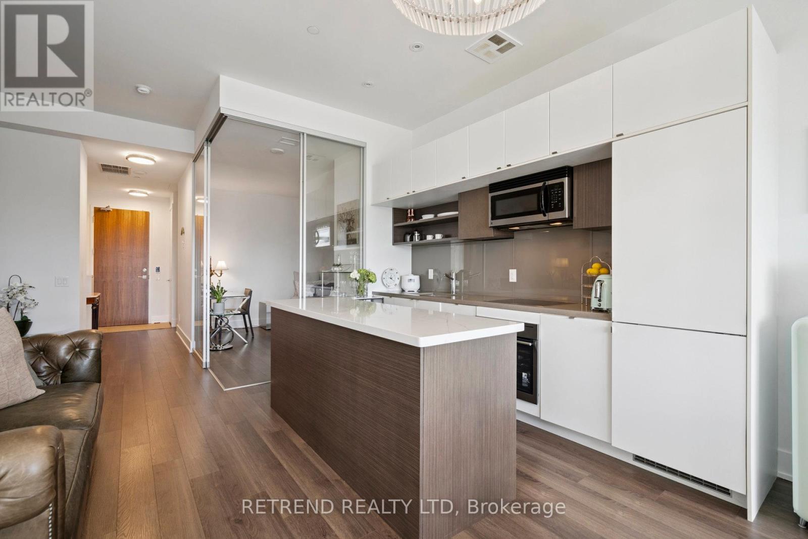 610 - 111 St Clair Avenue W, Toronto, Ontario M4V 1N5 - Photo 9 - C12580770