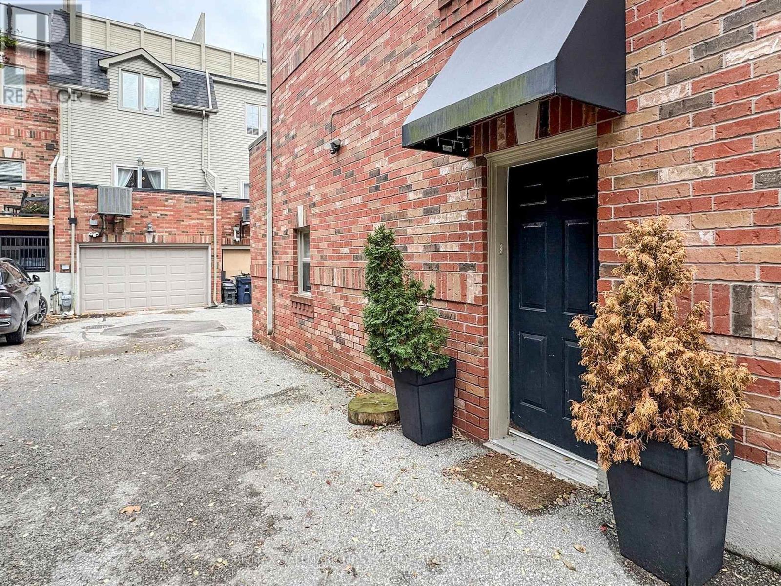 9d Woodfield Road, Toronto, Ontario  M4L 2W4 - Photo 34 - E12580754